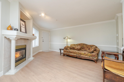 Living Room Photo of 214 19953 55a Avenue, Langley, BC