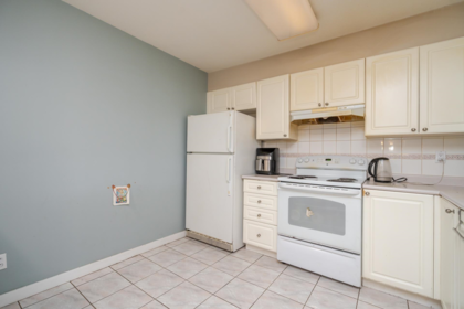 306 15241 18 Avenue, Surrey, BC, Surrey — Apartment/Condo for sale