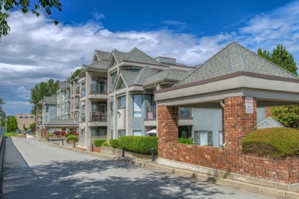 306 15241 18 Avenue, Surrey, BC, King George Corridor — 2 bed apartment/condo for sale