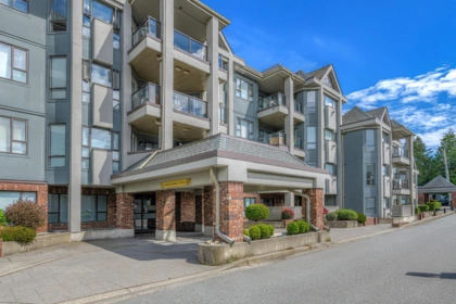 306 15241 18 Avenue, Surrey, BC, Surrey — Apartment/Condo for sale