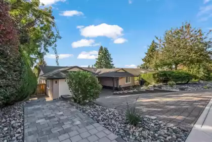 7683 Garfield Drive, Delta, BC, Delta — Single Family Residence for sale