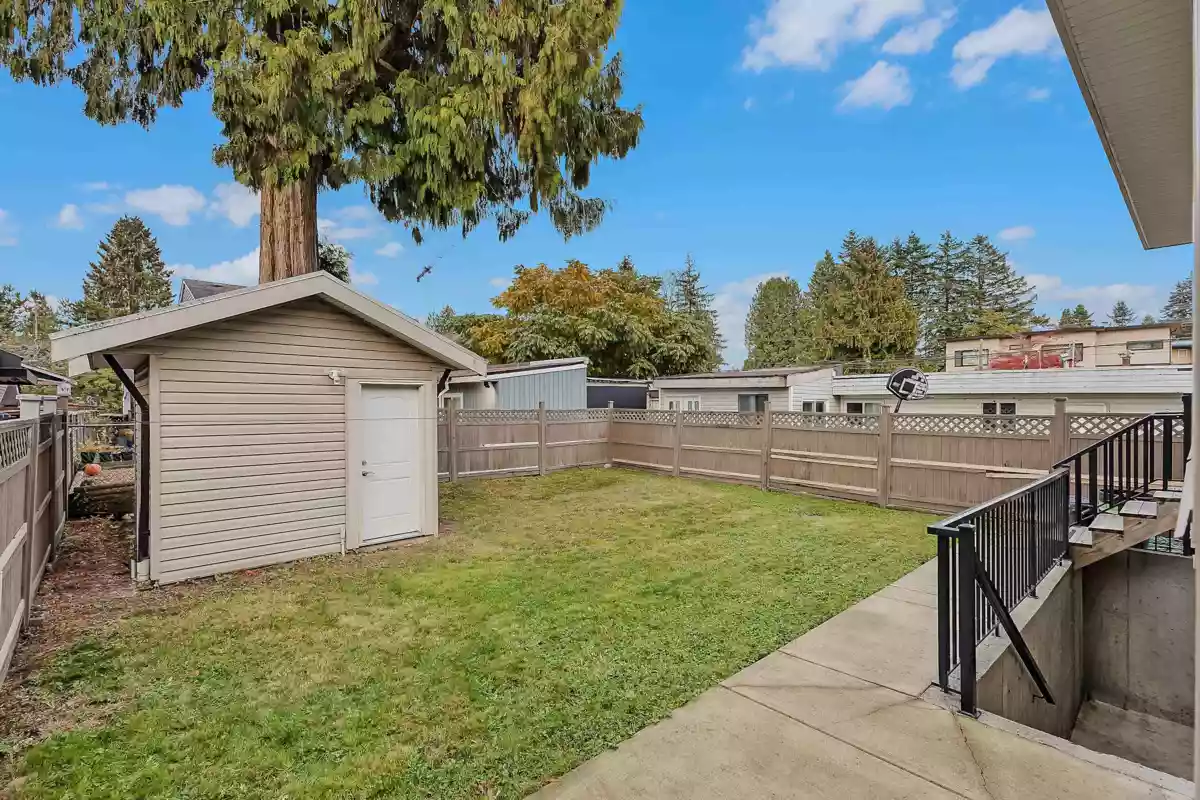 Backyard Photo of 11923 92 Avenue, Delta, BC