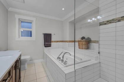 Laundry Room Photo of 11923 92 Avenue, Delta, BC