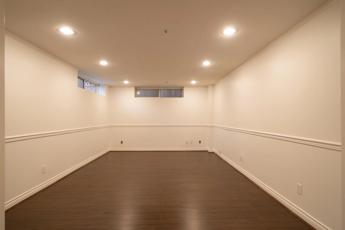 Basement Recreation Room Photo of 3565 W 29th Avenue, Vancouver, BC