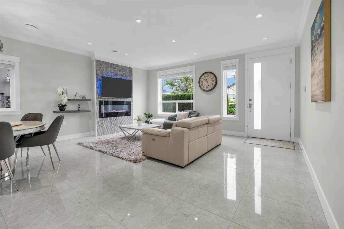 Dining Area Photo of 1584 Blaine Avenue, Burnaby, BC