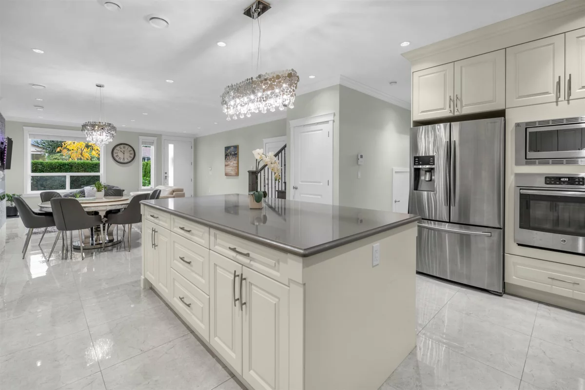 Guest Bathroom Photo of 1584 Blaine Avenue, Burnaby, BC