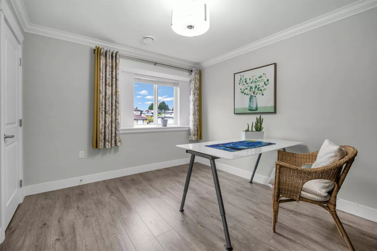 Hallway Photo of 1584 Blaine Avenue, Burnaby, BC