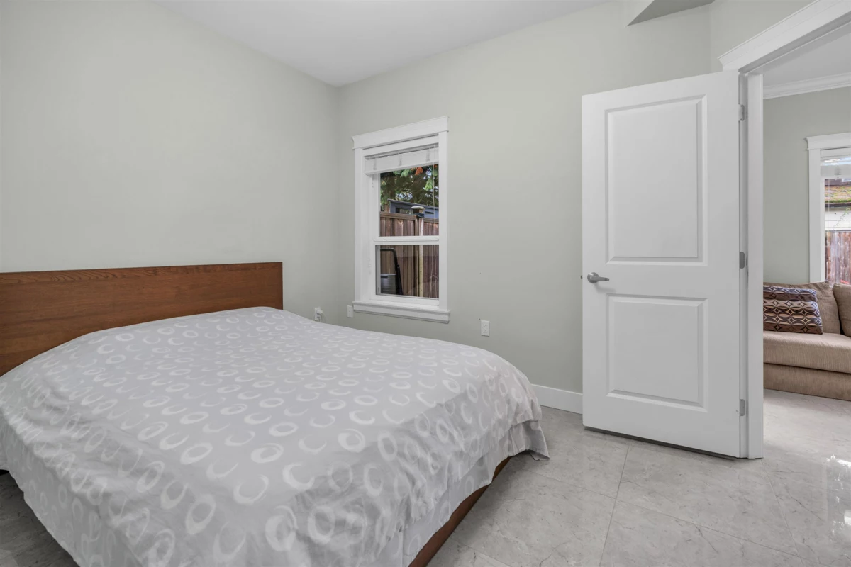 Office / Den Photo of 1584 Blaine Avenue, Burnaby, BC