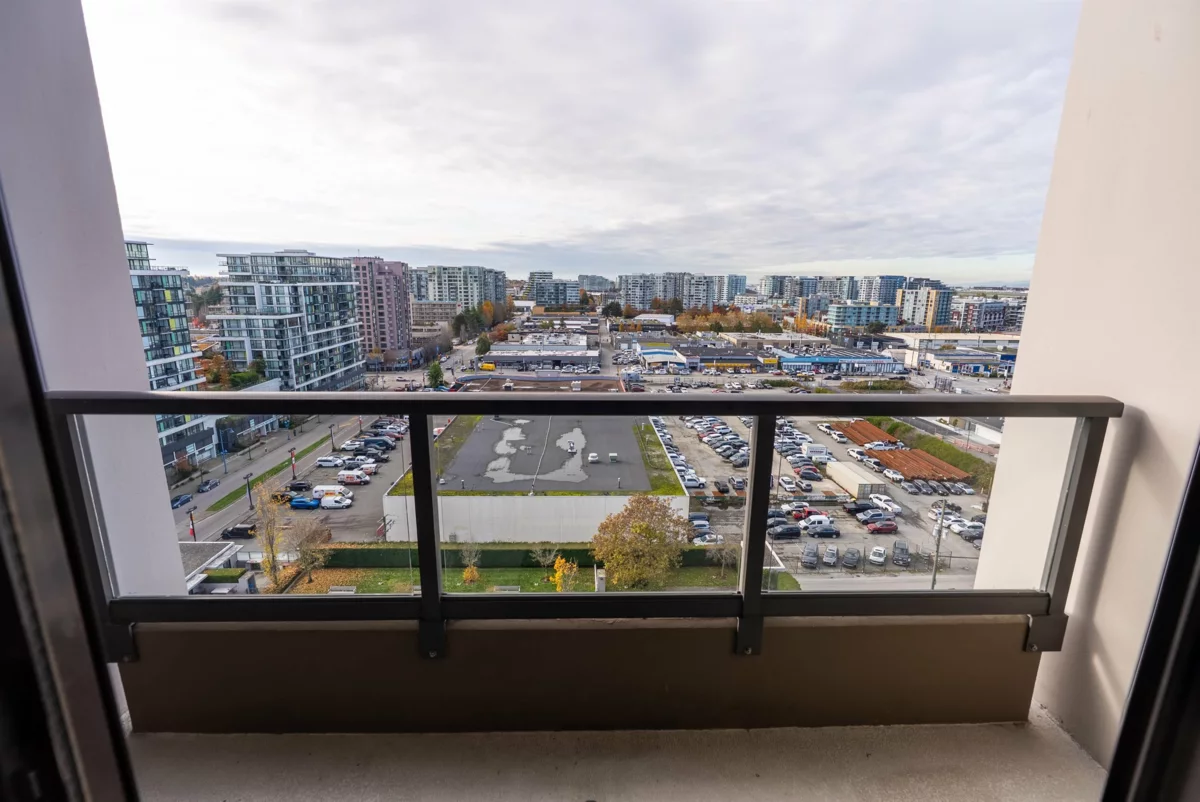 Office / Den Photo of 1702 5811 No. 3 Road, Richmond, BC