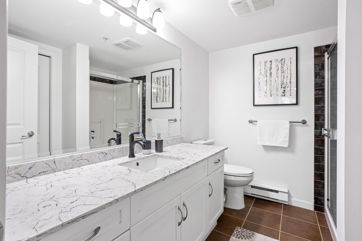 Basement Recreation Room Photo of 107 2038 Sandalwood Crescent, Abbotsford, BC