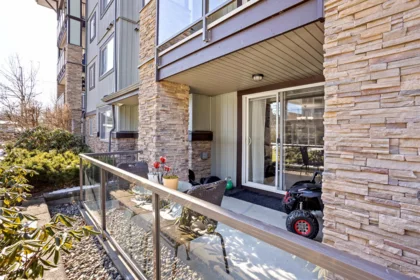 Front Yard Photo of 107 2038 Sandalwood Crescent, Abbotsford, BC
