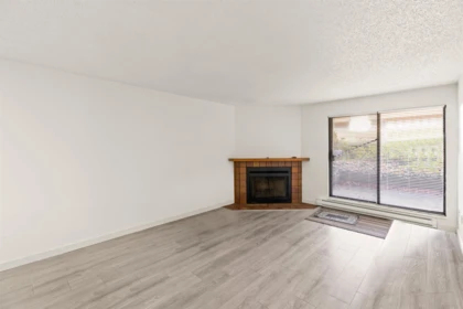 Primary Bedroom Photo of 162 7293 Moffatt Road, Richmond, BC
