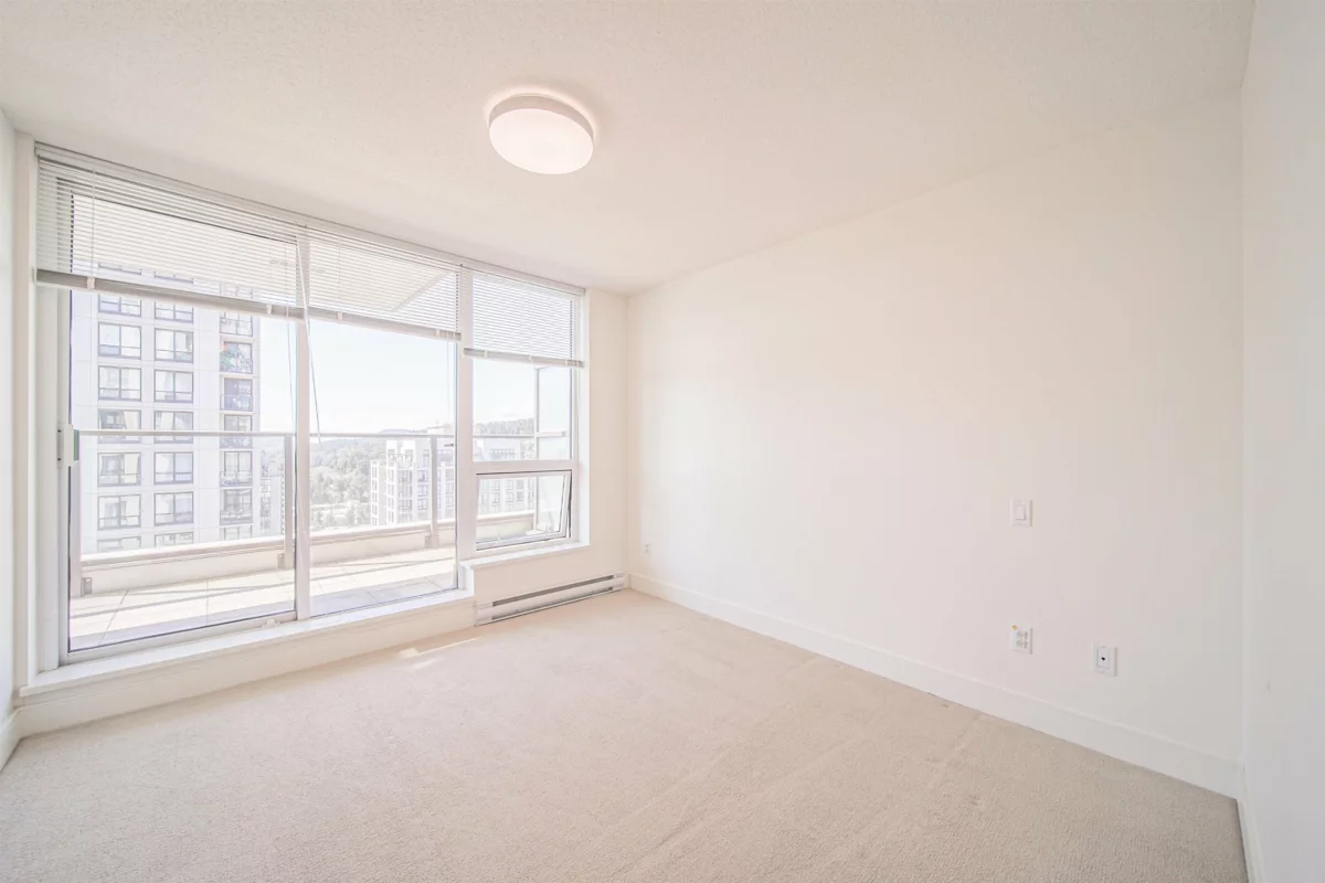 Loft / Bonus Room Photo of 2207 3007 Glen Drive, Coquitlam, BC