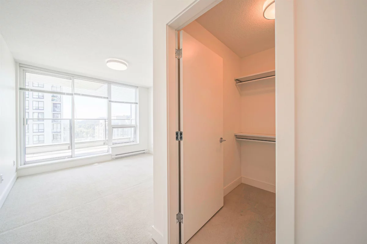 Office / Den Photo of 2207 3007 Glen Drive, Coquitlam, BC