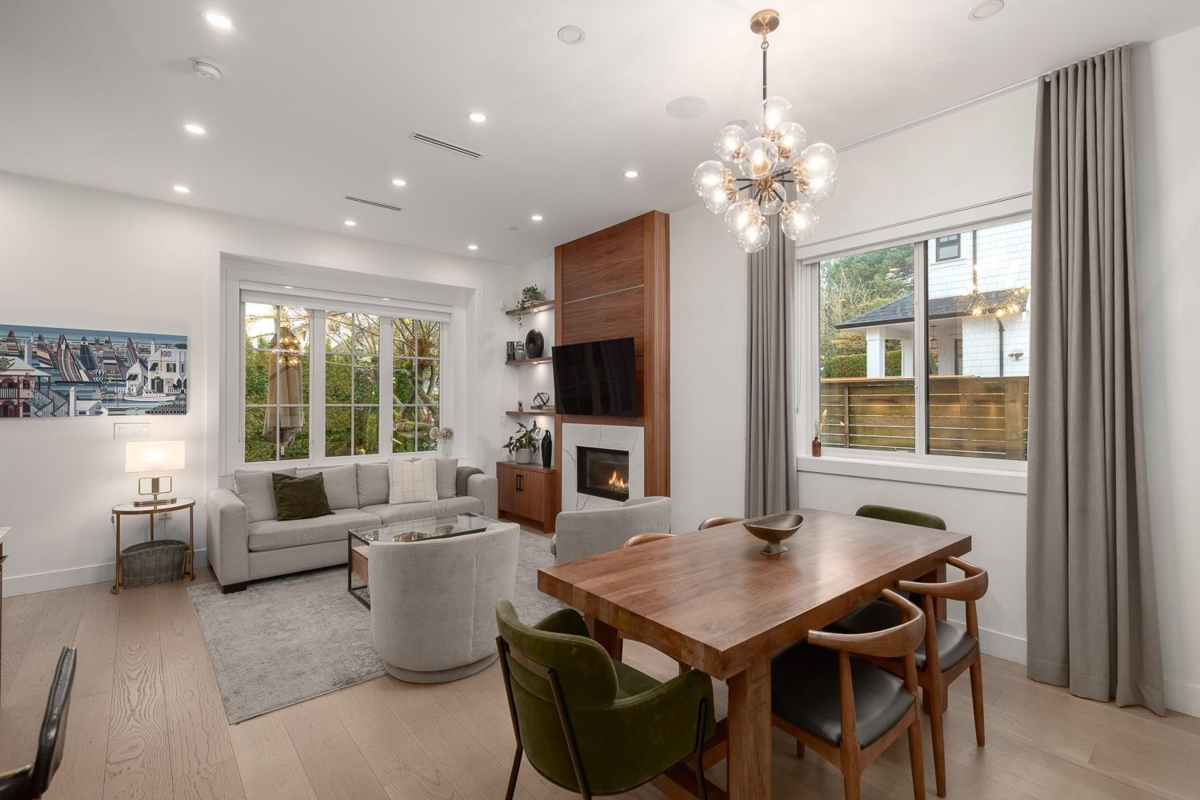 Primary Bedroom Photo of 959 E 13th Avenue, Vancouver, BC