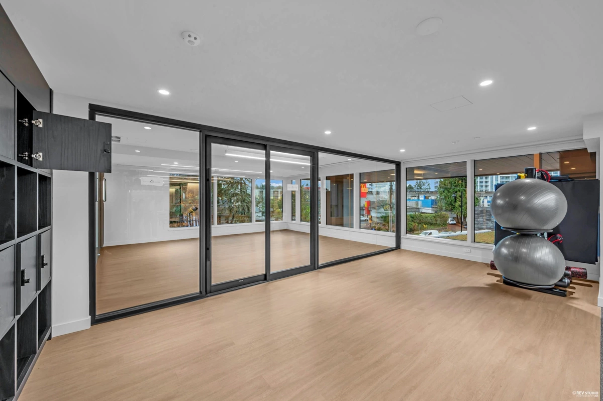 Garden / Landscaping Photo of 1601 720 Farrow Street, Coquitlam, BC