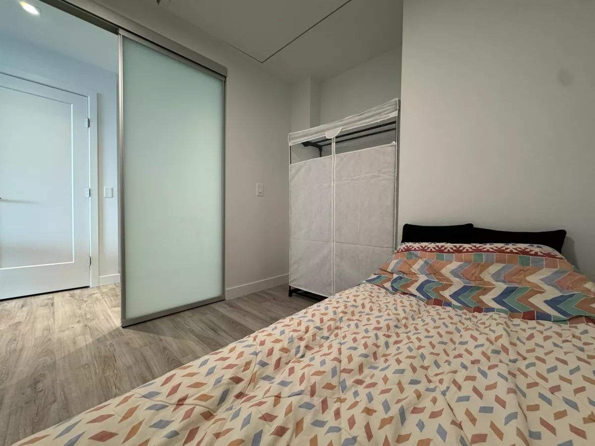 Powder Room Photo of 802 2288 Alpha Avenue, Burnaby, BC