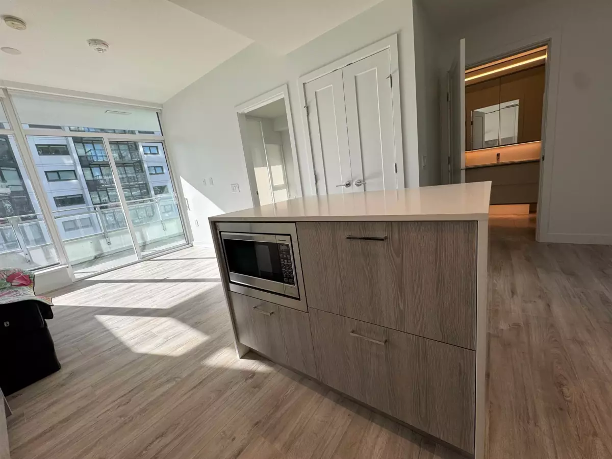 Primary Bedroom Photo of 802 2288 Alpha Avenue, Burnaby, BC