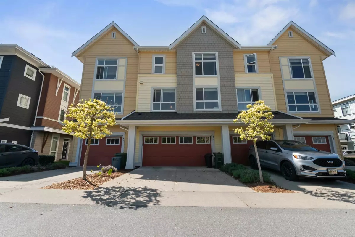 Exterior Front Photo of 30 45615 Tamihi Way, Chilliwack, BC