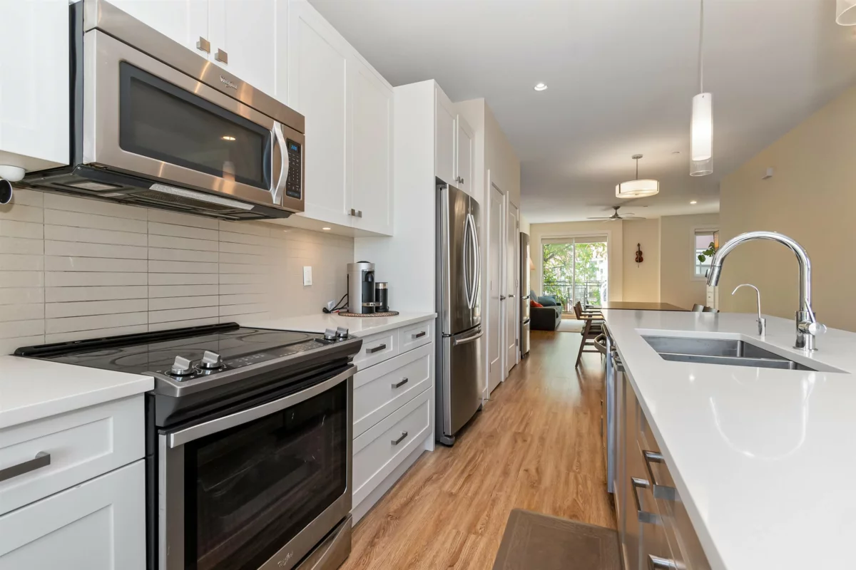 Primary Bathroom Photo of 30 45615 Tamihi Way, Chilliwack, BC