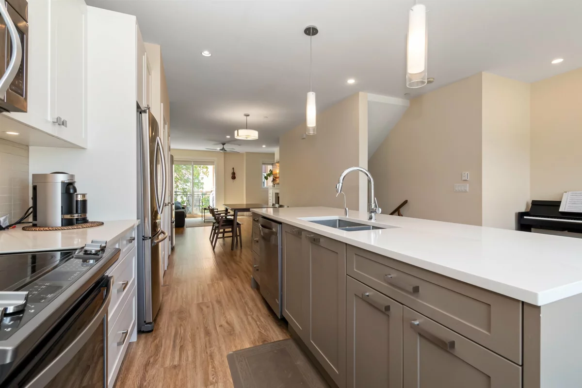 Primary Bedroom Photo of 30 45615 Tamihi Way, Chilliwack, BC