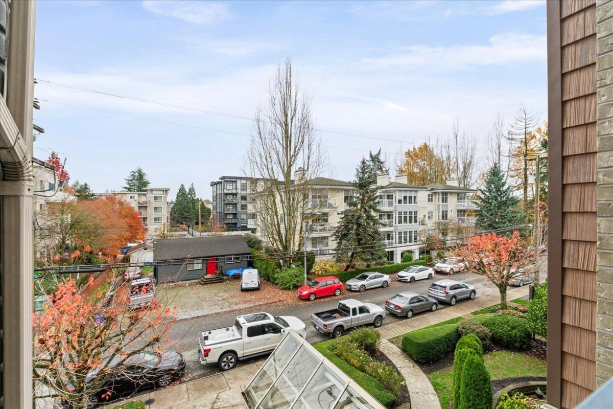 Bedroom 3 Photo of 301 20237 54 Avenue, Langley, BC