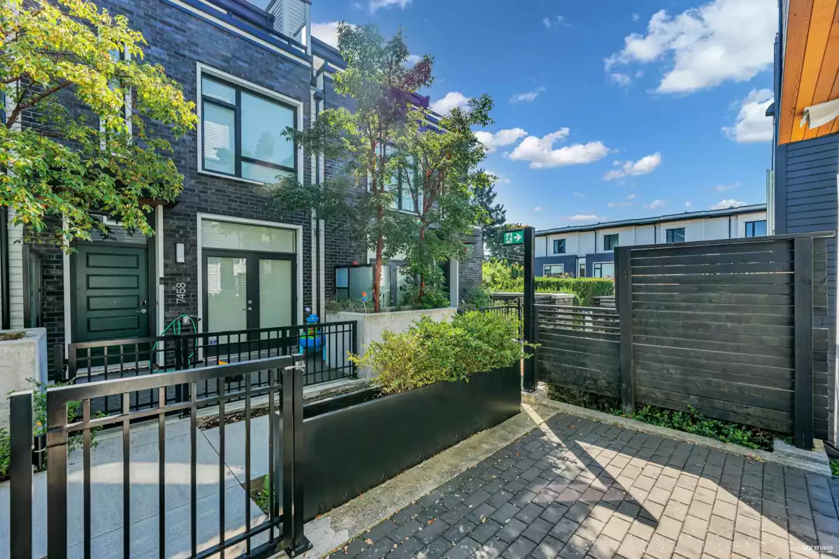 Primary Bedroom Photo of 7478 Granville Street, Vancouver, BC