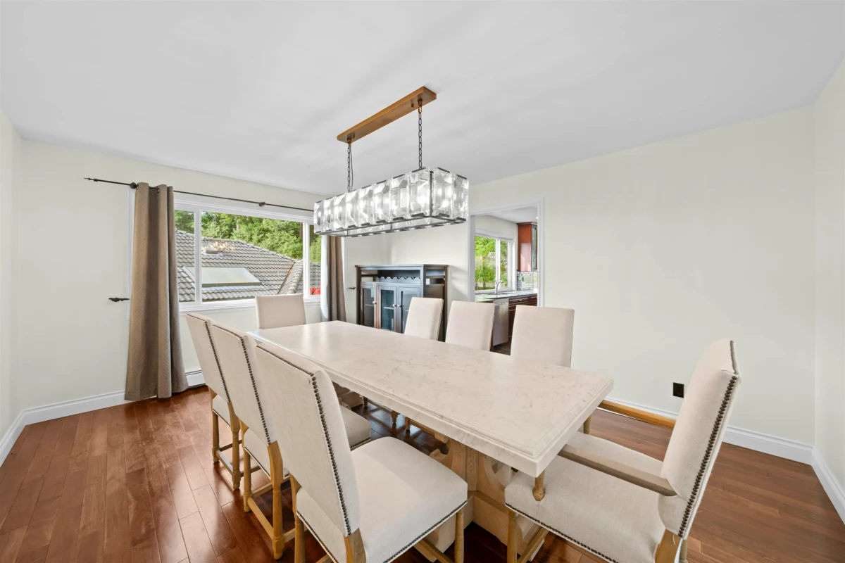 Kitchen Photo of 163 Woodland Drive, Tsawwassen, BC