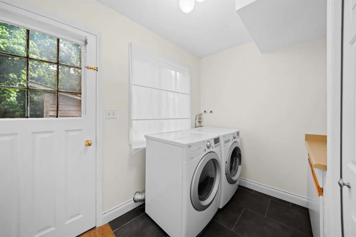 Office / Den Photo of 163 Woodland Drive, Tsawwassen, BC