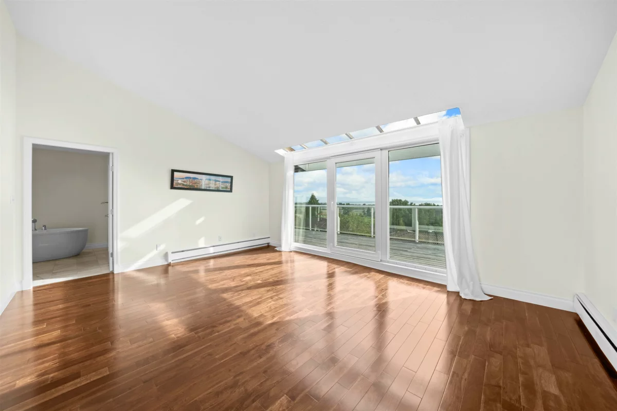 Primary Bedroom Photo of 163 Woodland Drive, Tsawwassen, BC