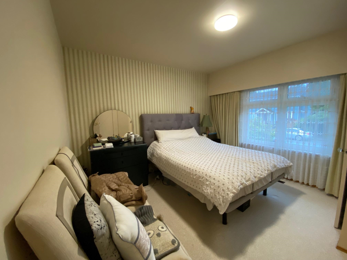 Walk-In Closet Photo of 4063 W 40th Avenue, Vancouver, BC