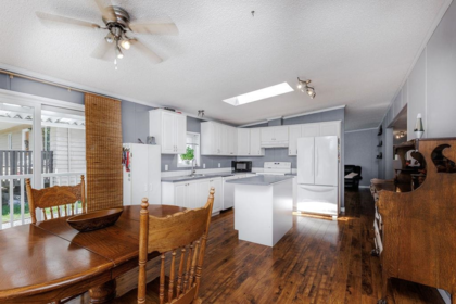 760 Hillcrest Road, Gibsons, BC, Gibsons & Area — 4 bed single family residence for sale