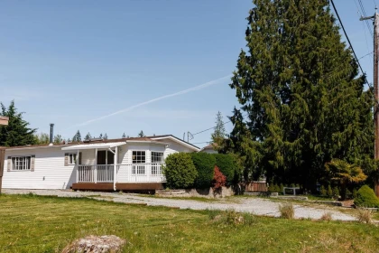 760 Hillcrest Road, Gibsons, BC, Gibsons — Single Family Residence for sale