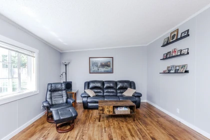 Walk-In Closet Photo of 760 Hillcrest Road, Gibsons, BC
