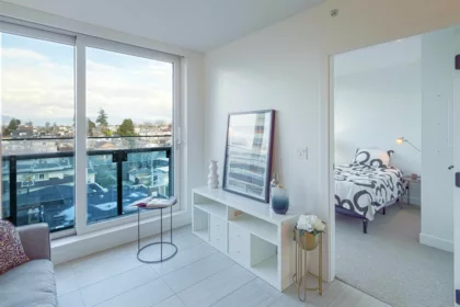 702 5058 Joyce Street, Vancouver, BC, Vancouver — Apartment/Condo for sale