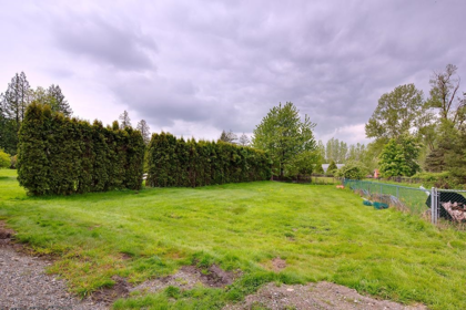 Outdoor Kitchen Photo of 18851 74 Avenue, Surrey, BC