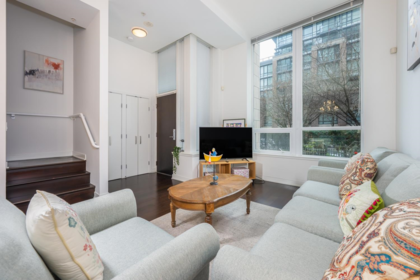 Family Room Photo of 1051 Richards Street, Vancouver, BC