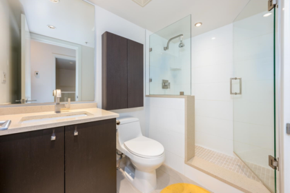 Mudroom Photo of 1051 Richards Street, Vancouver, BC