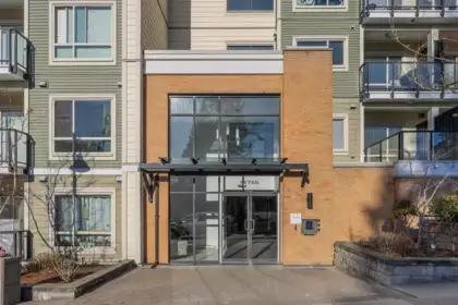 220 13789 107a Avenue, Surrey, BC, Surrey — Apartment/Condo for sale