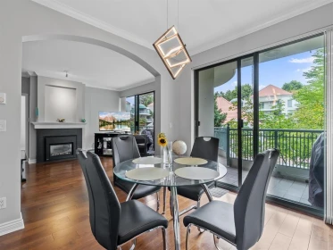 Kitchen Island Photo of 201 1725 Martin Drive, Surrey, BC