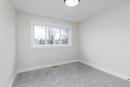 Front Yard Photo of 16742 20a Avenue, Surrey, BC