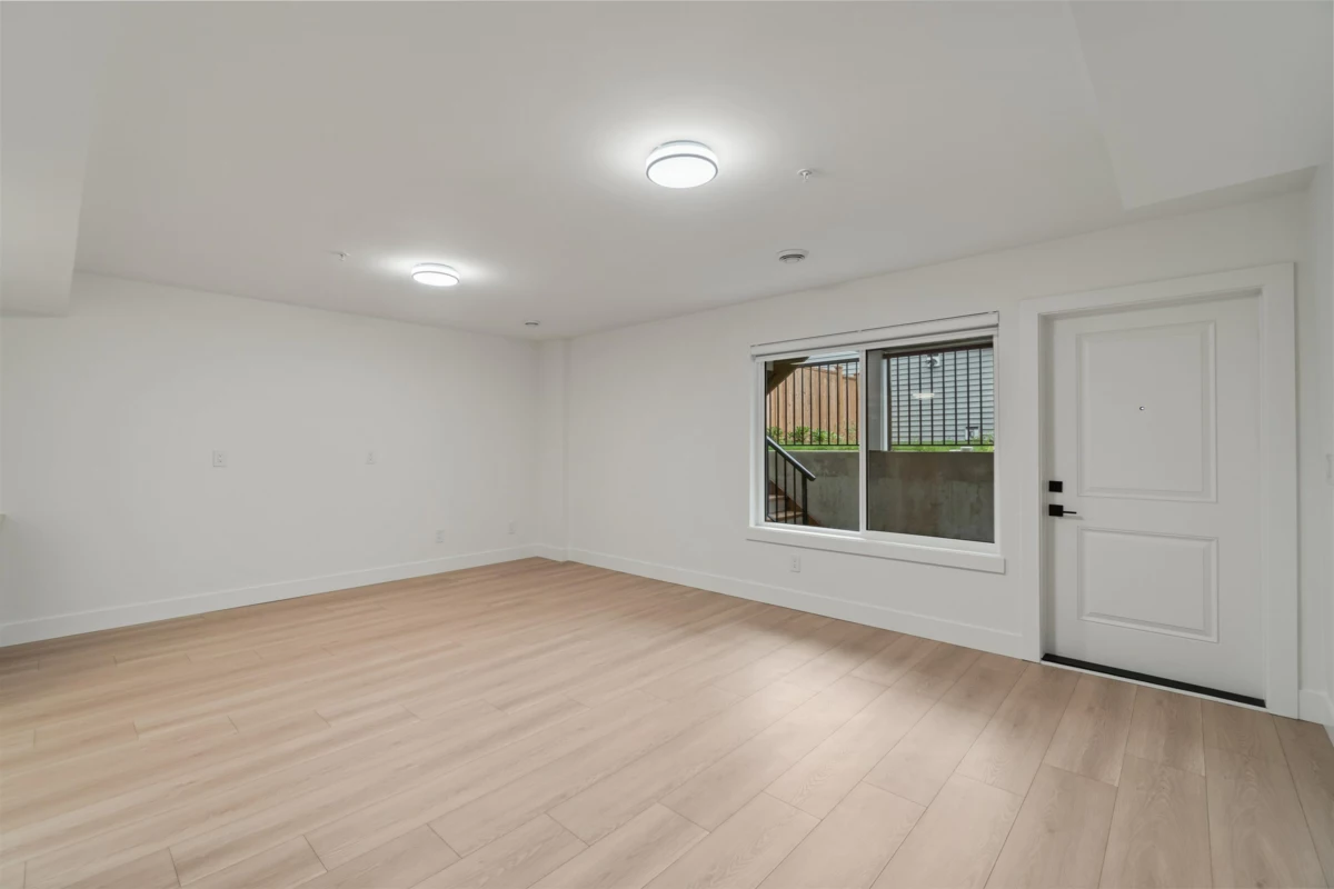 Hallway Photo of 20999 83 Avenue, Langley, BC