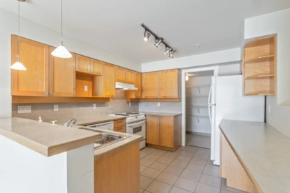 303 3580 W 41st Avenue, Vancouver, BC, Vancouver — Apartment/Condo for sale