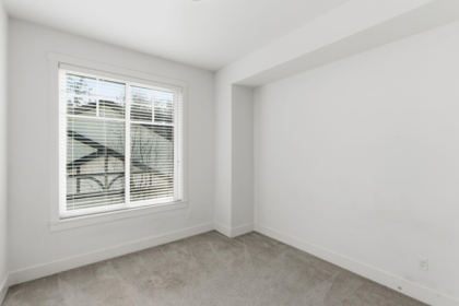 Entry Foyer Photo of 21 11188 72 Avenue, Delta, BC