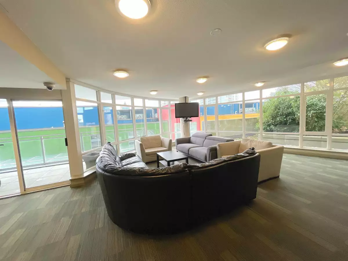 Entry Foyer Photo of 2602 892 Carnarvon Street, New Westminster, BC