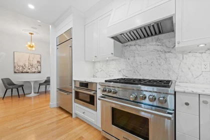 Primary Bedroom Photo of 471 Beach Crescent, Vancouver, BC