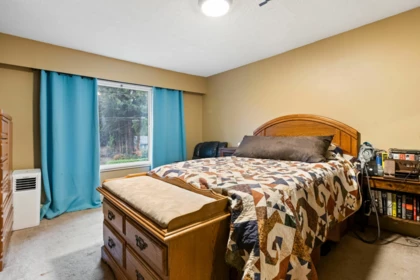 Guest Bathroom Photo of 21127 Wicklund Avenue, Maple Ridge, BC