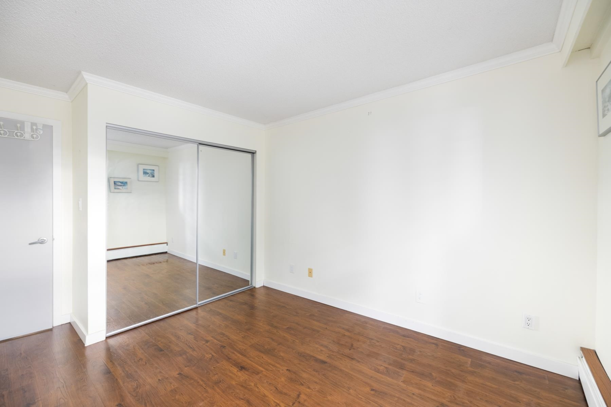 Bedroom 4 Photo of 209 141 W 13th Street, North Vancouver, BC