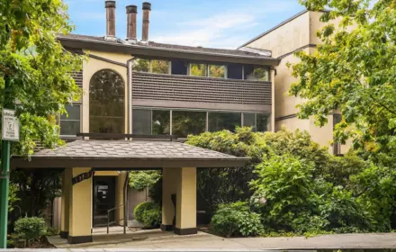 209 141 W 13th Street, North Vancouver, BC, Central Lonsdale — 1 bed apartment/condo for sale