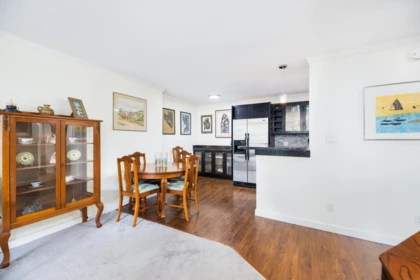Kitchen Island Photo of 209 141 W 13th Street, North Vancouver, BC